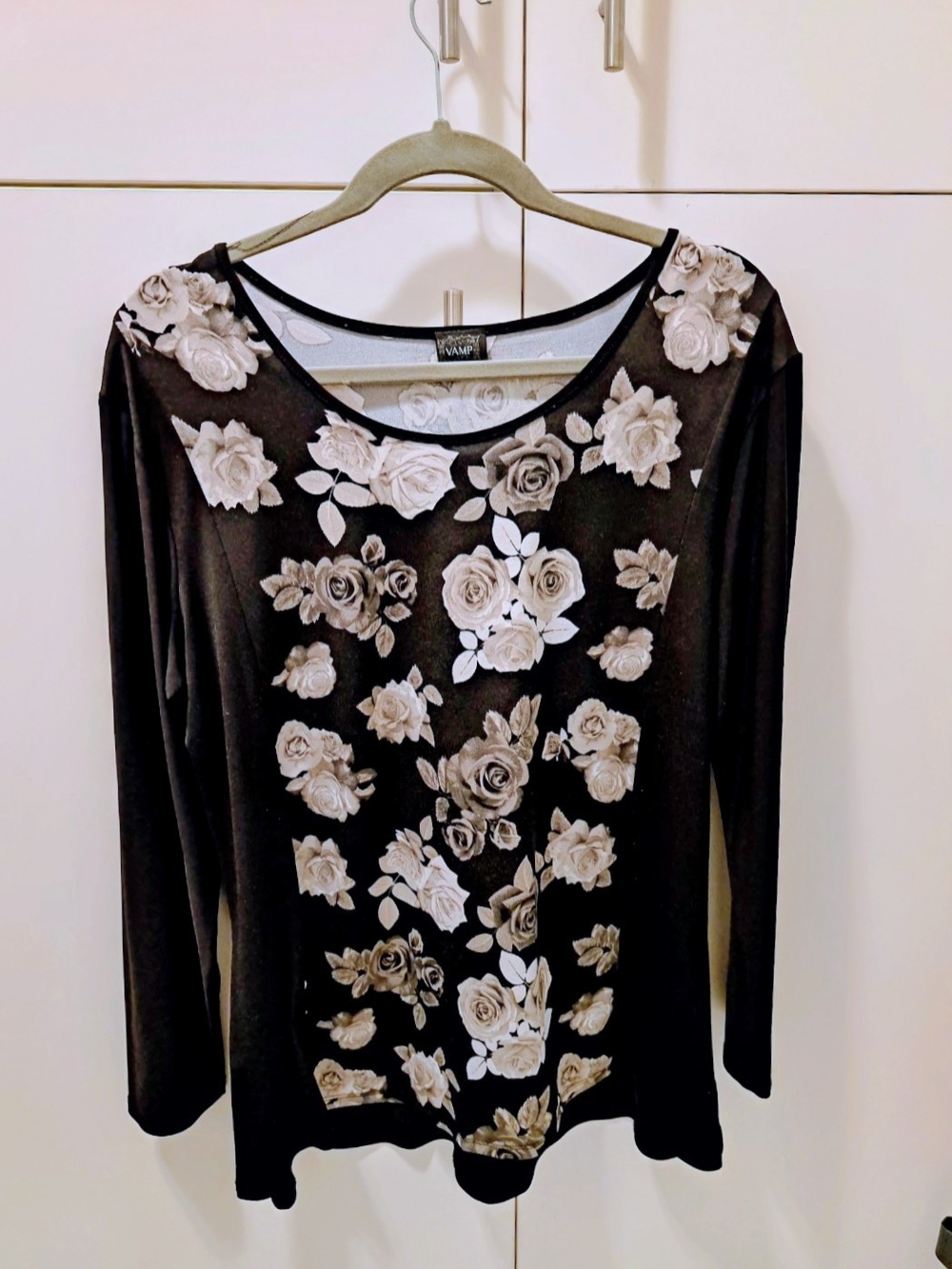 Black Long-Sleeve Floral Print Top